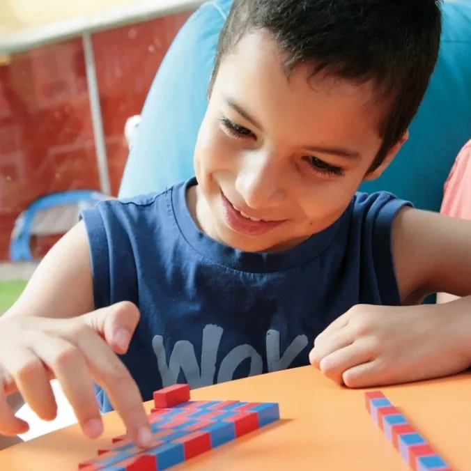 Barres rouges et bleues Montessori