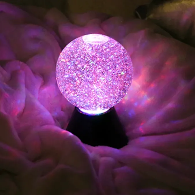 Boule lumineuse à paillettes