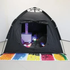 Cabane sensorielle parapluie