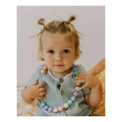 Collier princesse et le pois arc-en-ciel - pastel