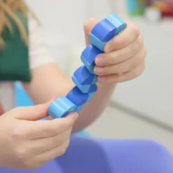 Fidget articulé en bois