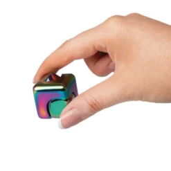 Fidget cube métallique rotatif