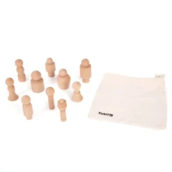 Figurines en bois