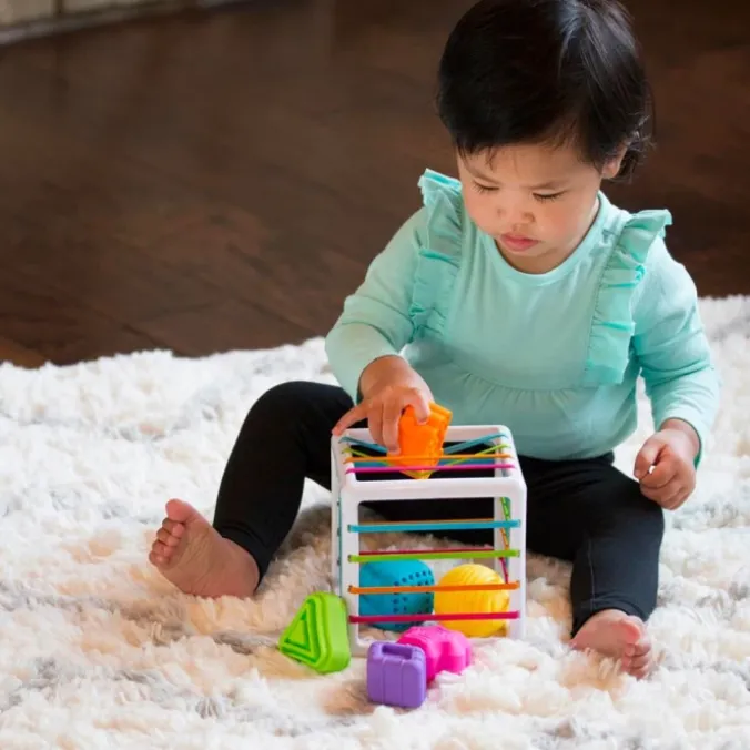 Inny Bin - Cube à formes sensorielles