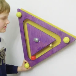 Jeu mural triangle - violet