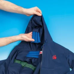 Le sweat à capuche lesté