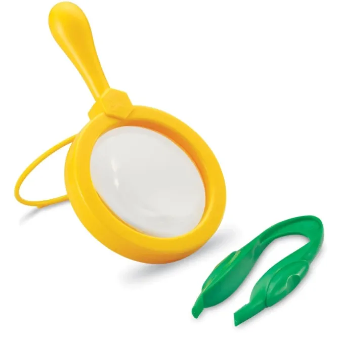 Loupe et pince géante