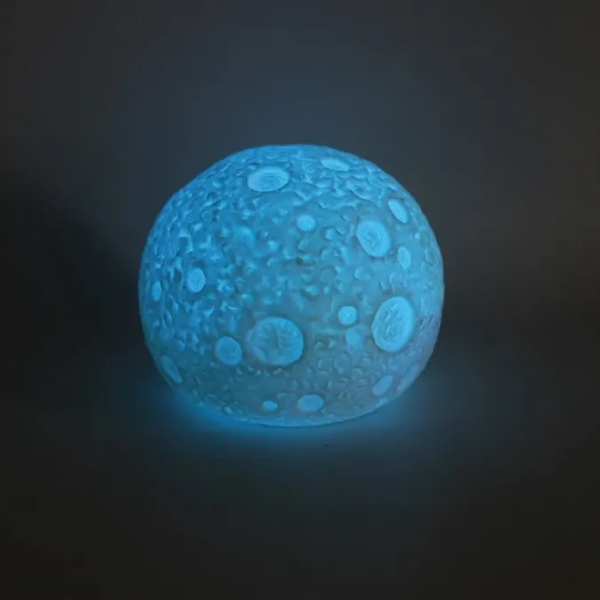 Lune lumineuse