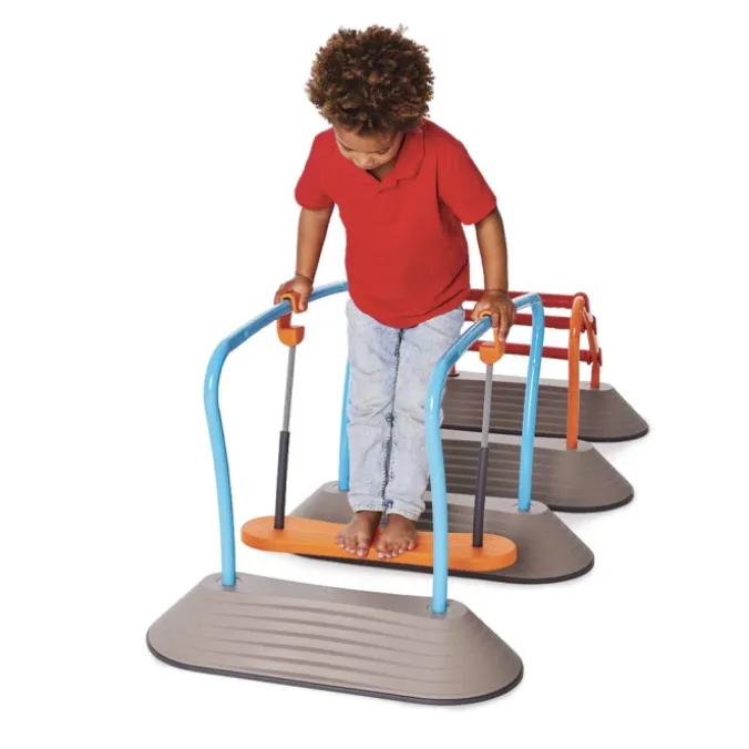 Planche suspendue pour mini parkour