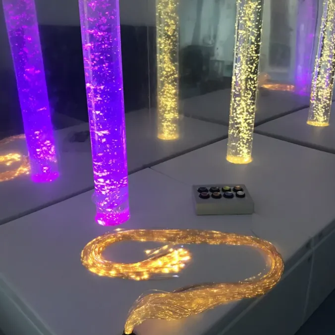 Source de lumière passive pour fibres optiques